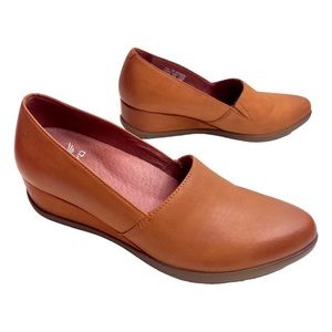 DANSKO Shanda Waterproof Wedge Pump size 38